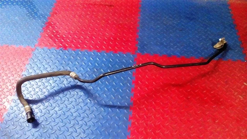 трубка системы охлаждения акпп BMW X3 E83  N47D20A 177лс 2.0D