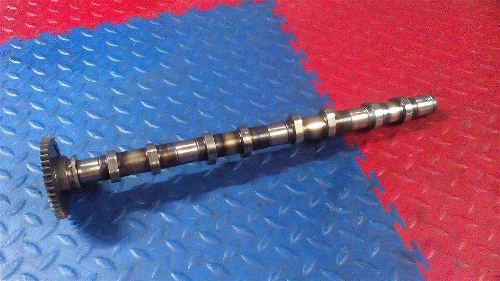 распредвал выпускной BMW X3 E83  N47D20A 177лс 2.0D