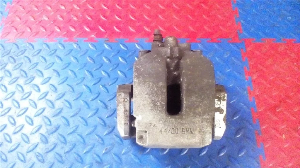 суппорт BMW X5 E70  M57N2 306d3 235 лс