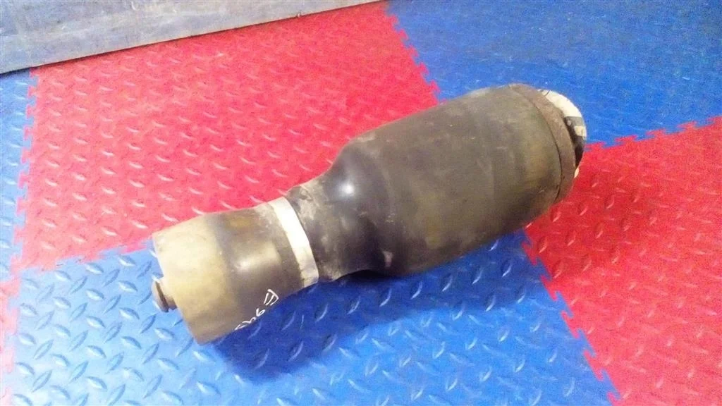 пневмобаллон BMW X5 E53  M62B44 286 лс 4.4i