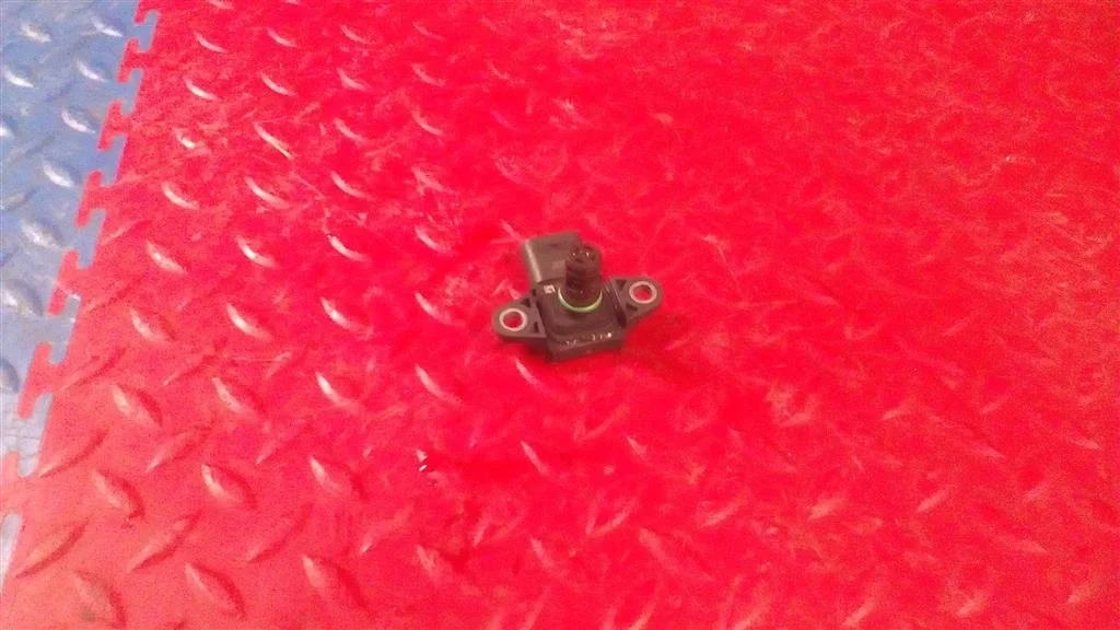 датчик абсолютного давления BMW X3 F25 13627843531  N20B20A 245 лс 2.0i 2013 BLACK SAPPHIRE METALLIC (475)