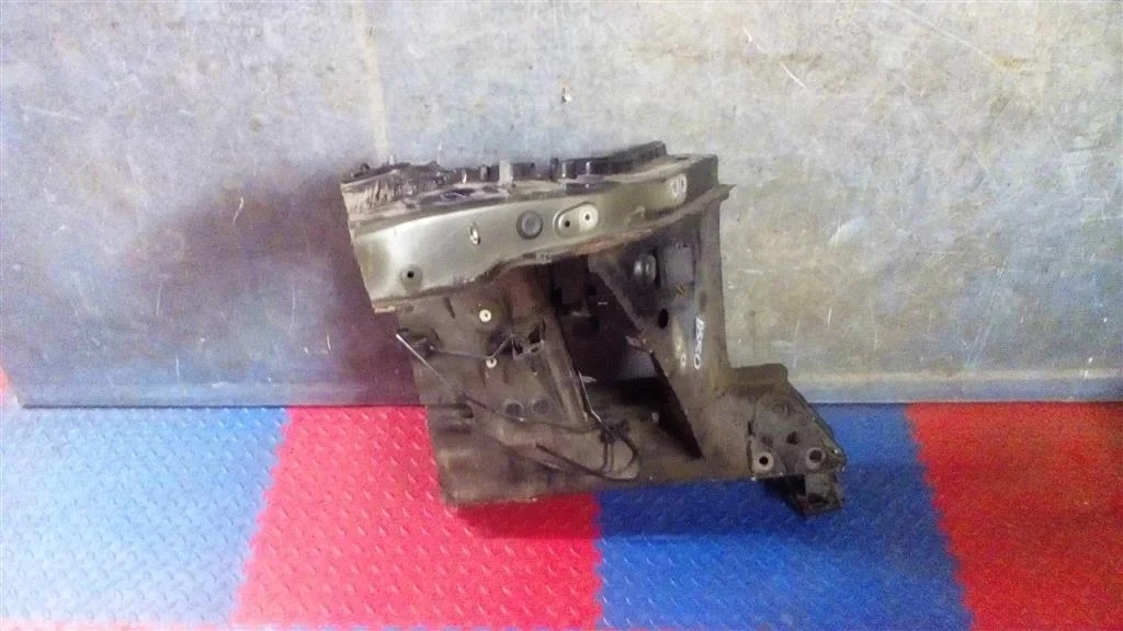 лонжерон BMW X3 F25  N20B20A 245 лс 2.0i