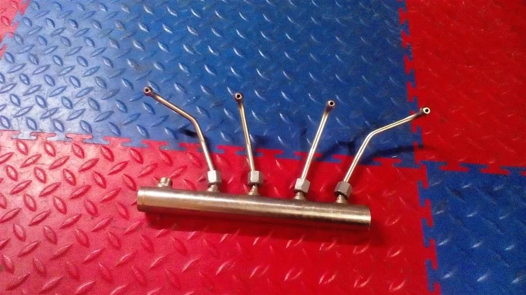 рейка топливная рампа BMW X3 F25  N20B20A 245 лс 2.0i