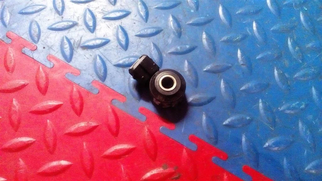 датчик детонации BMW X3 F25 13627598861  N20B20A 245 лс 2.0i 2013 BLACK SAPPHIRE METALLIC (475)