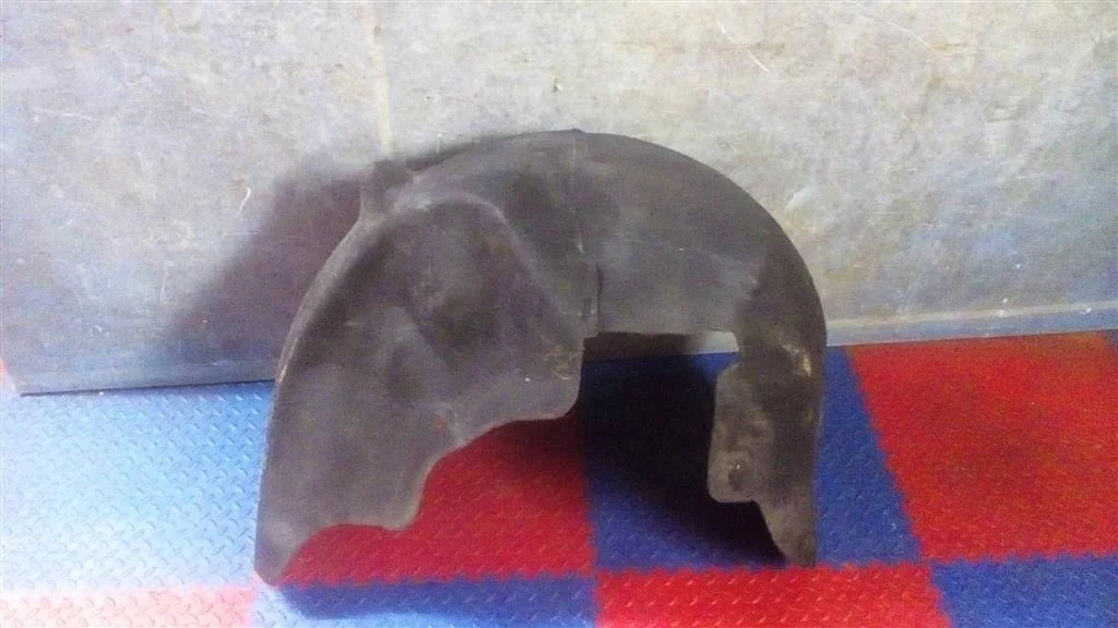 подкрылок BMW X3 F25 51717213650  N20B20A 245 лс 2.0i 2013 BLACK SAPPHIRE METALLIC (475)