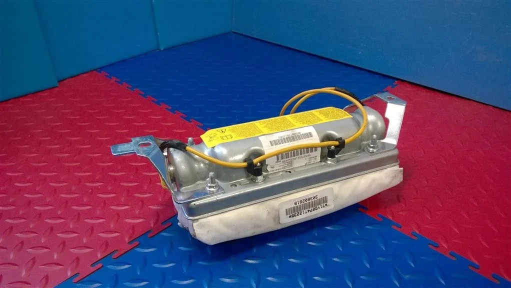 подушка безопасности пассажира BMW X5 E53  M57/TU 218 лс 3.0d