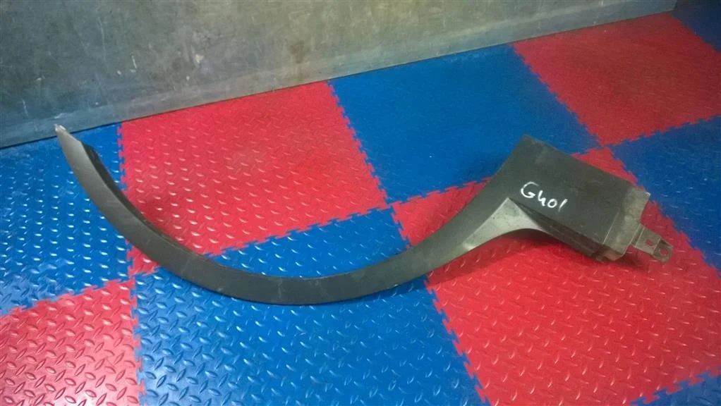 накладка на крыло BMW X3 E83  N47D20C 177лс. 2.0D