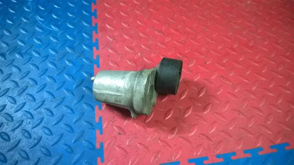 натяжитель ремня BMW X3 E83  N47D20C 177лс. 2.0D