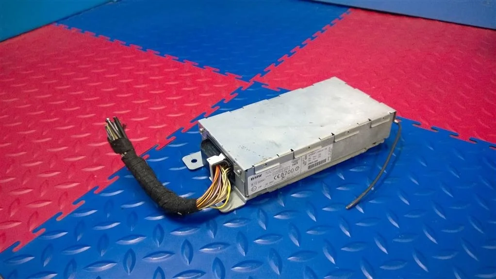 блок управления buetooth BMW X5 E53  M54B30 231 лс 3.0i