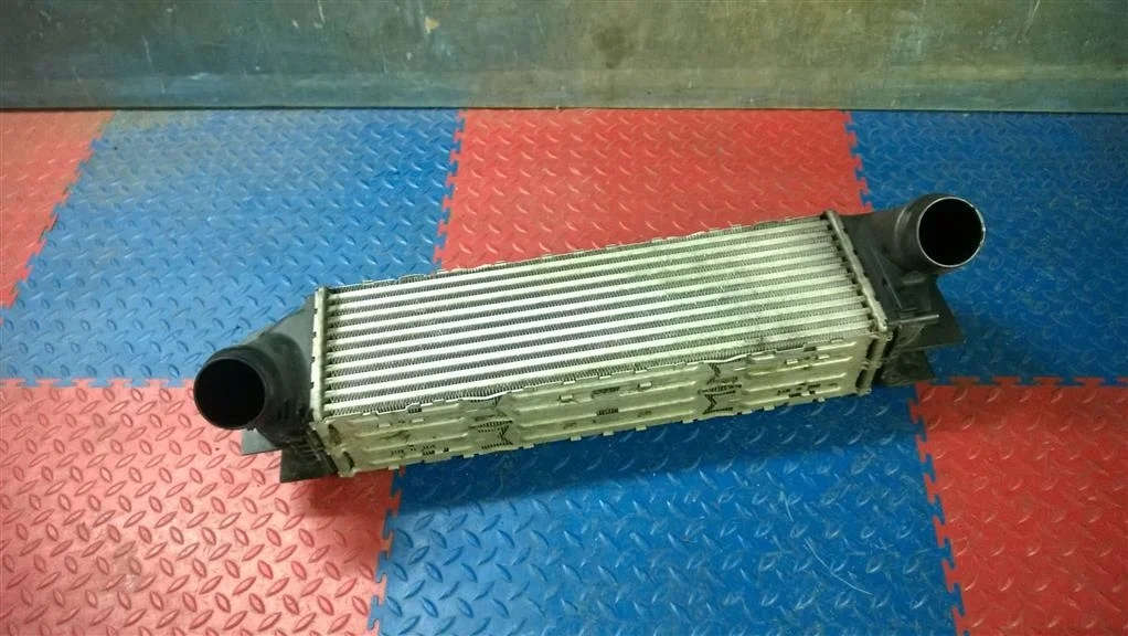 интеркулер BMW X3 F25  N55B30A 306 лс 3.0i