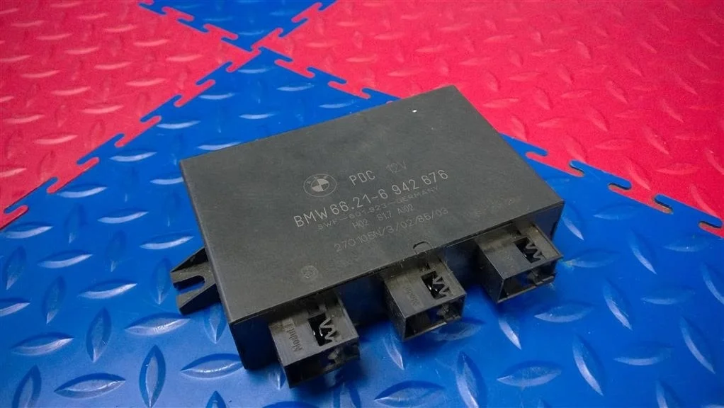 блок управления парктрониками BMW X3 E83  M54B30 231ЛС 3.0I