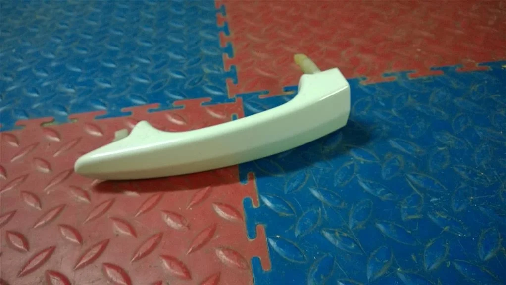 ручка двери наружная BMW X3 E83  N47D20C 143лс 1.8D