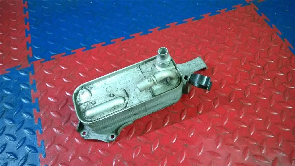 радиатор маслоохладитель акпп BMW X3 F25  N52B30A 272 лс 3.0i