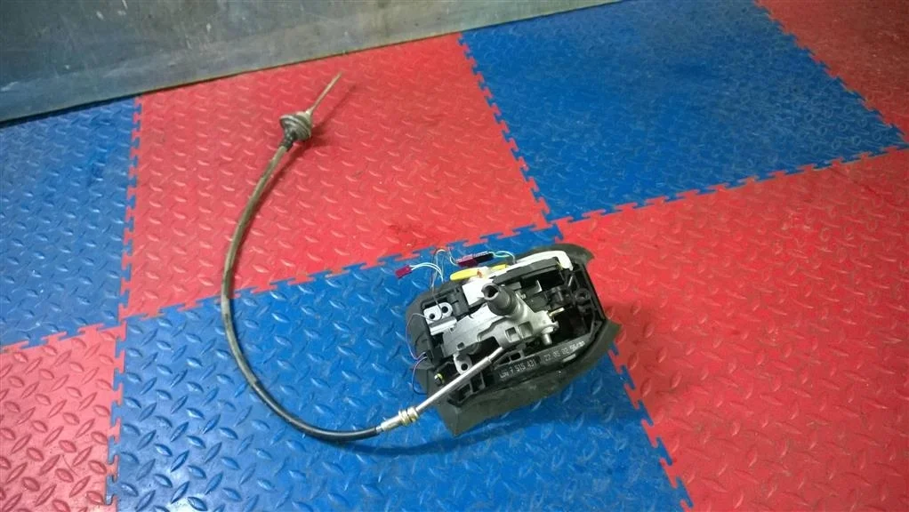 кулиса кпп BMW X5 E53 25167515431  M54B30 231 лс 3.0 2002 TOPASBLAU METALLIC (364)