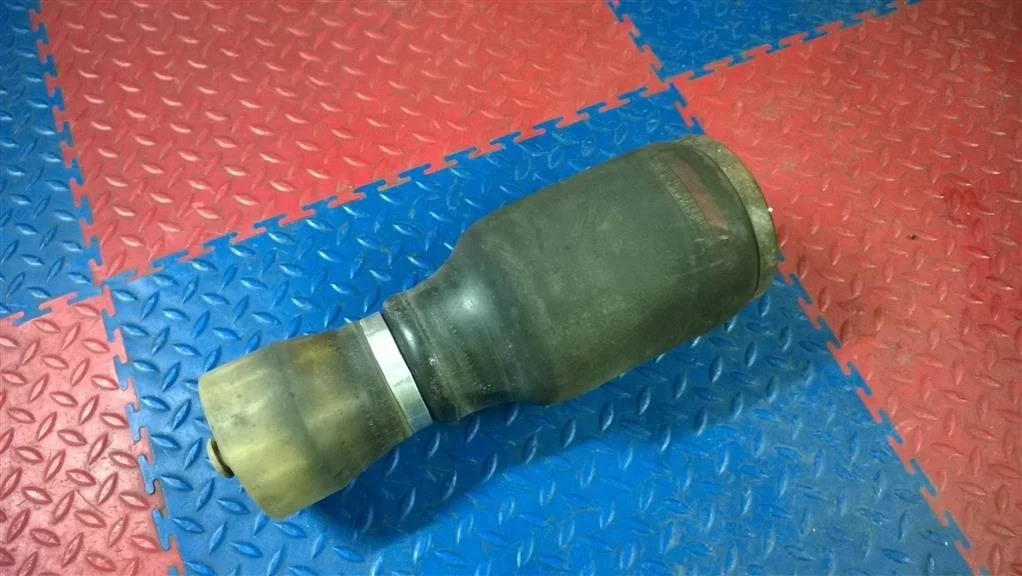 пневмобаллон BMW X5 E53  M54B30 231 лс 3.0