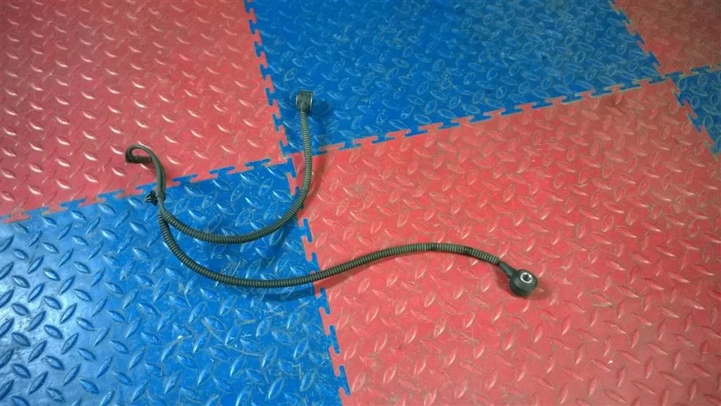 датчик детонации BMW X3 F25 13627566785  N52B30A 272 лс 3.0i 2011 TIEFSEEBLAU METALLIC (A76)