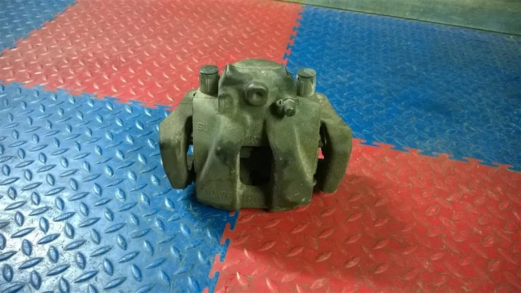 суппорт BMW X3 F25  N52B30A 272 лс 3.0i