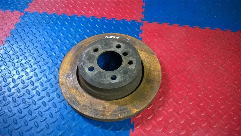 диск тормозной вентилируемый BMW X3 E83  N52B30 272лс  3.0i