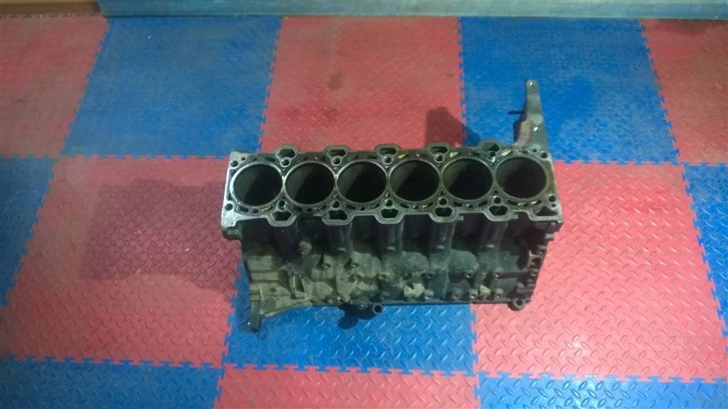 блок двигателя голый BMW X5 E53  M57/TU 218 лс 3.0d