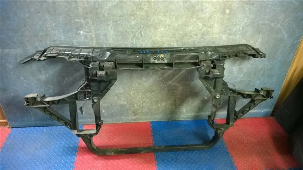 панель телевизор BMW X3 E83  M54B30 231лс.3.0i