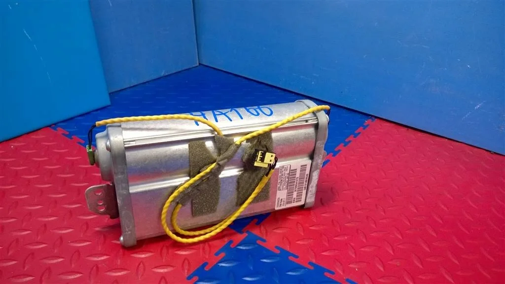 подушка безопасности пассажира BMW X3 E83  M54B30 231лс.3.0i