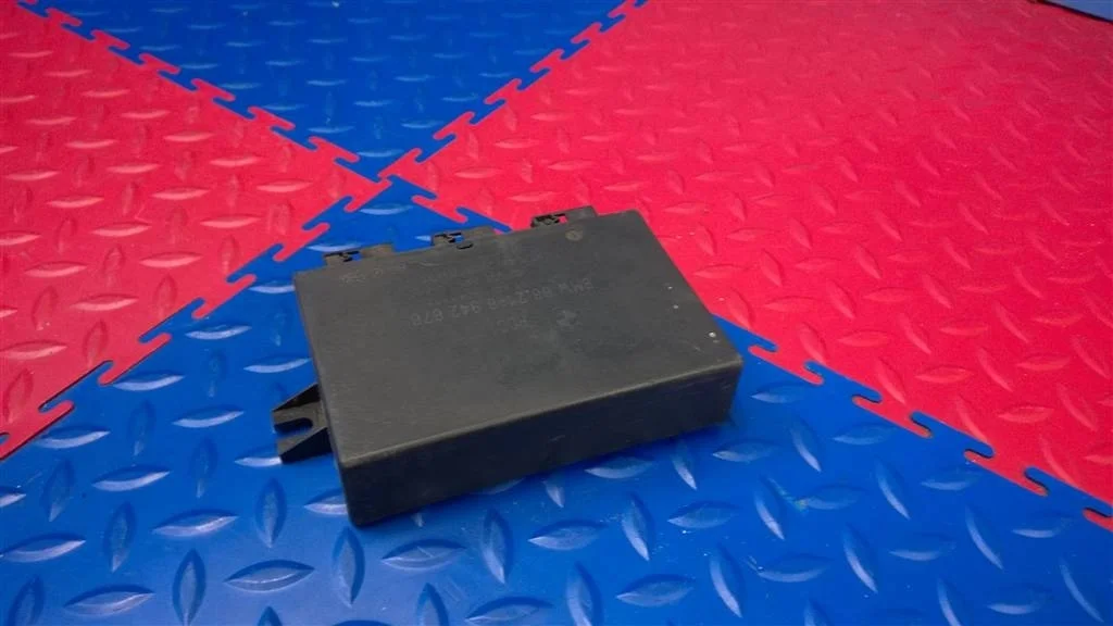 блок управления парктрониками BMW X3 E83  M54B30 231лс.3.0i