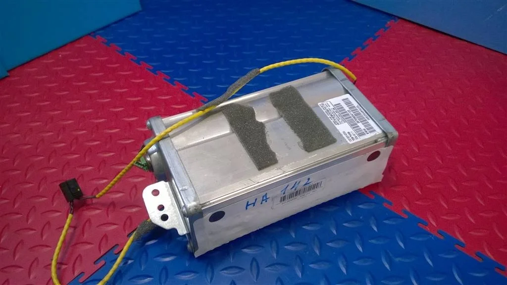 подушка безопасности пассажира BMW X3 E83  N47D20A 177лс 2.0D