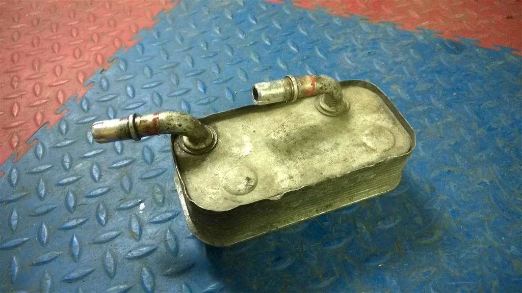 радиатор маслоохладитель акпп BMW X3 E83  M54B30 231 лс 3.0i