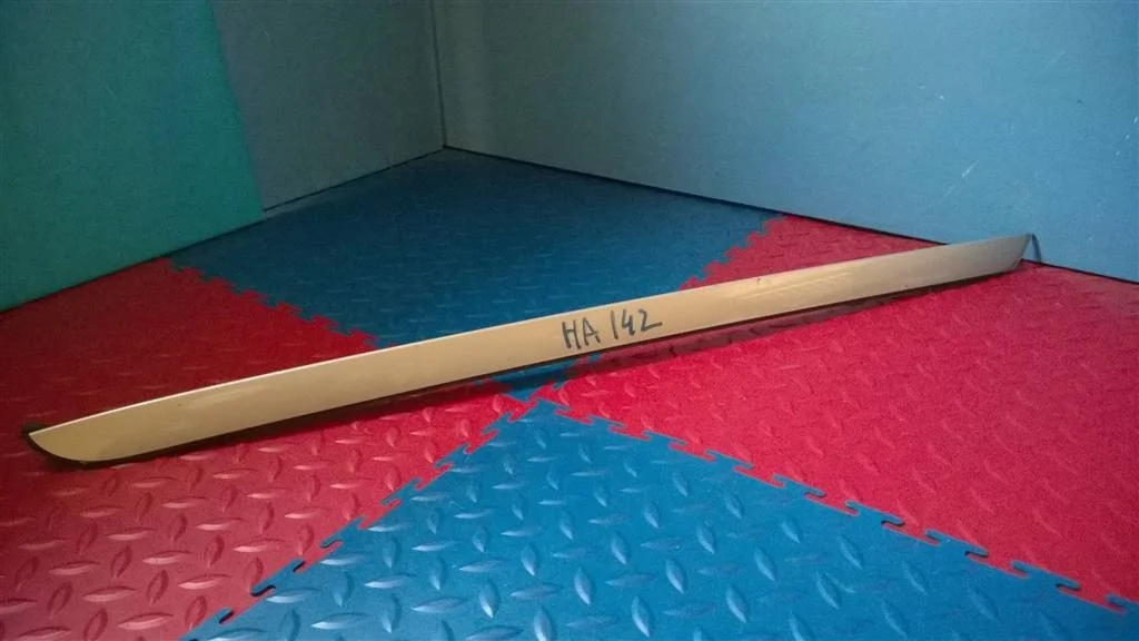 молдинг лобового стекла BMW X3 E83  N47D20A 177лс 2.0D