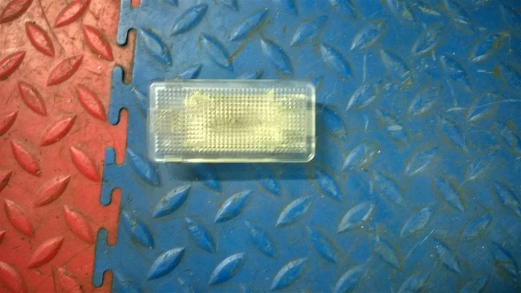 плафон крышки багажника BMW X5 E53 63316962044  M57/TU 218лс 3.0d 2005 TITANSILBER METALLIC (354)