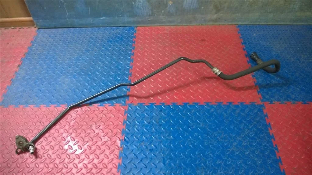 трубка системы охлаждения акпп BMW X3 E83  N47D20A 177лс 2.0D