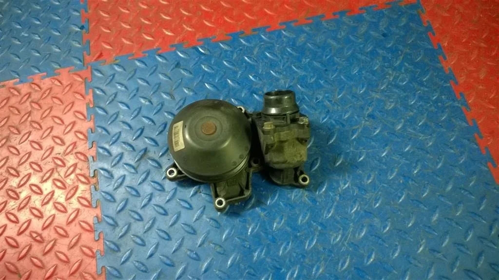 насос водяной помпа BMW X3 E83  N47D20A 177лс 2.0D