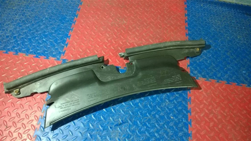 воздухозаборник наружный BMW X3 E83  N47D20A 177лс 2.0D