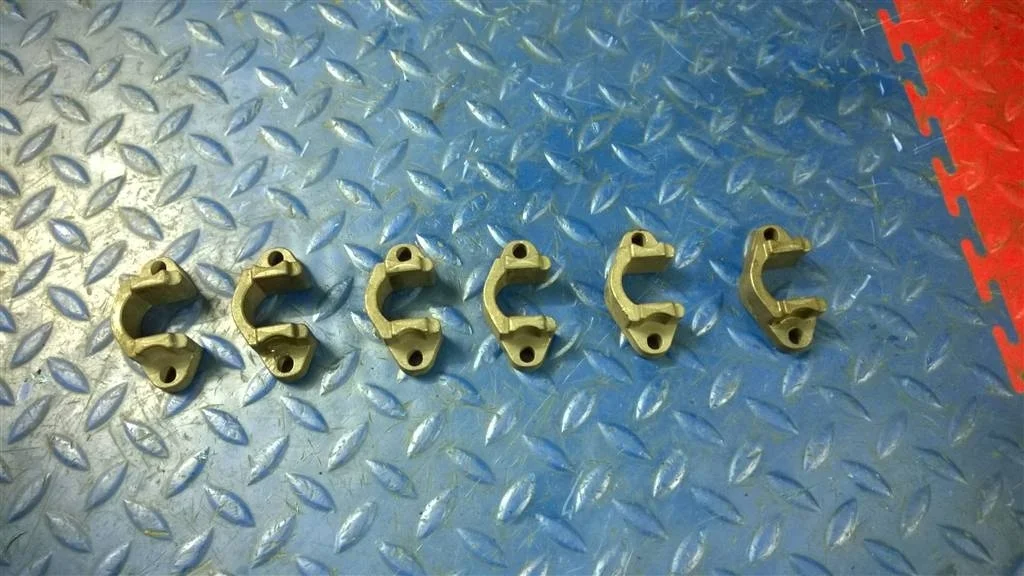 кронштейн форсунки BMW X5 E53  M57/TU 218лс 3.0d