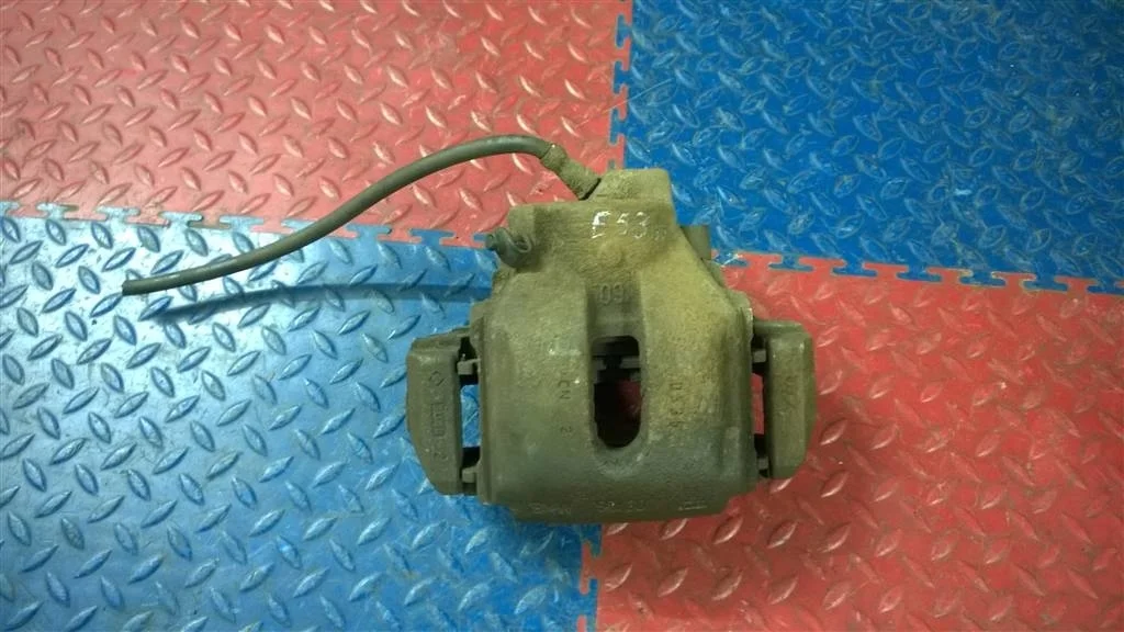 суппорт BMW X5 E53