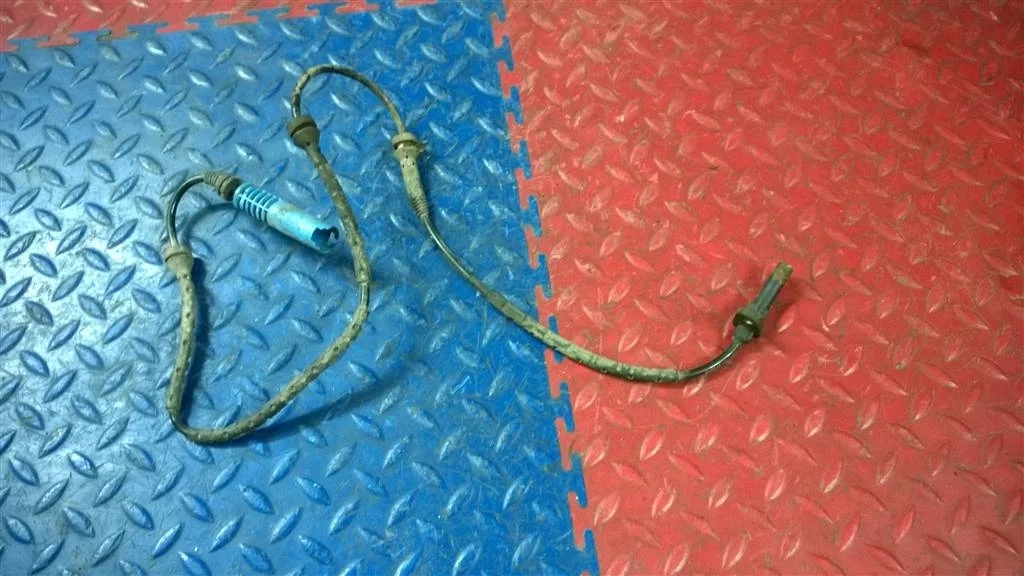 датчик abs BMW X3 E83  N47D20A 177лс 2.0D