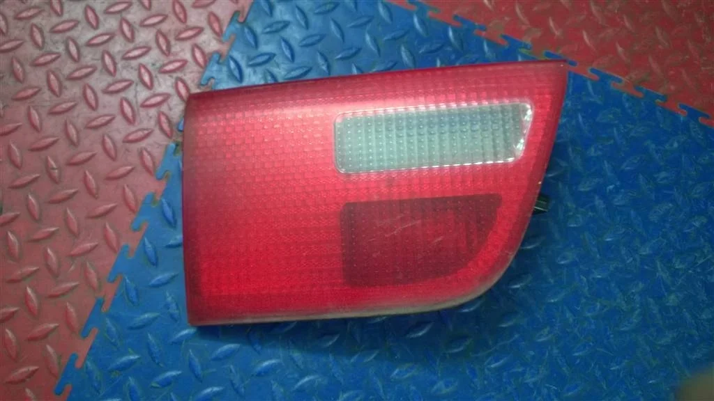 фонарь внутренний BMW X5 E53  M54B30 231 лс 3.0i