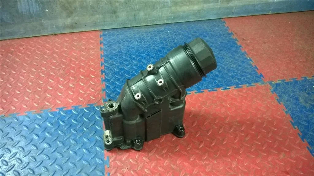 корпус масляного фильтра BMW X3 E83