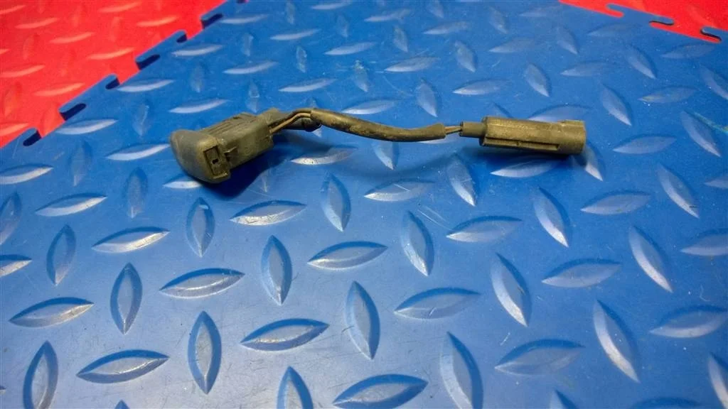 форсунка омывателя лобового стекла BMW X5 E53 61667000119  M54B30 231 лс 3.0i 2003 BLACK SAPPHIRE METALLIC (475)