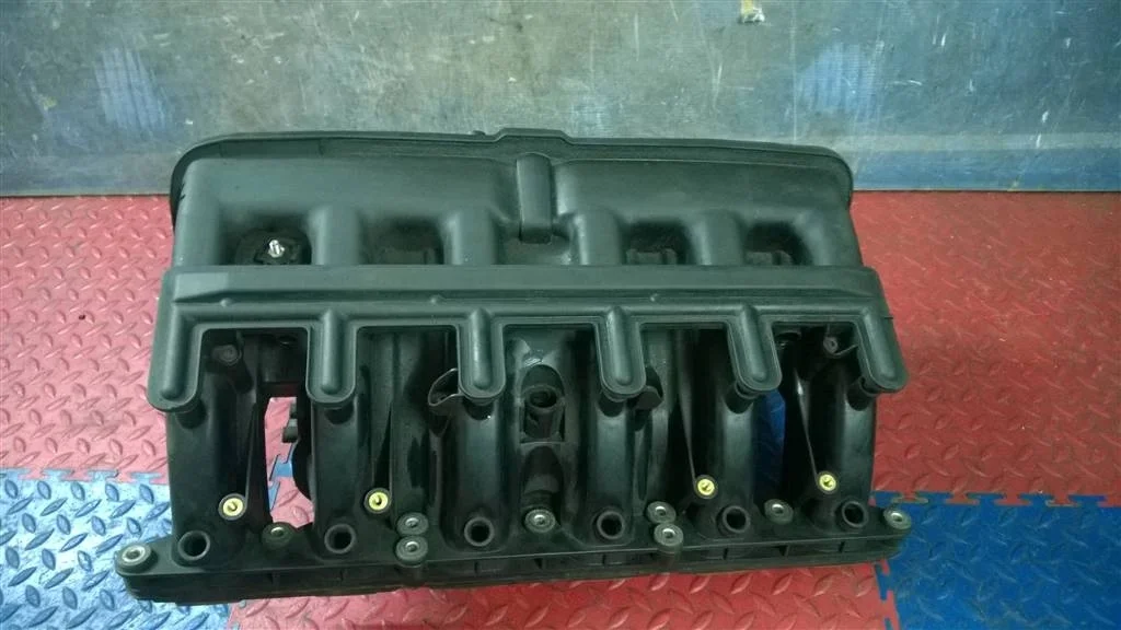 коллектор впускной BMW X5 E53  M54B30 231 лс 3.0i