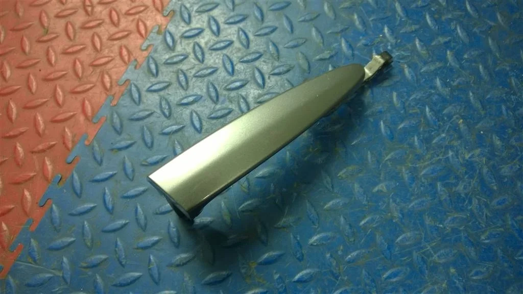 ручка двери наружная BMW X3 F25 51217207562  N47D20C 184 лс 2.0D 2013 SPACEGRAU METALLIC ( A52 )