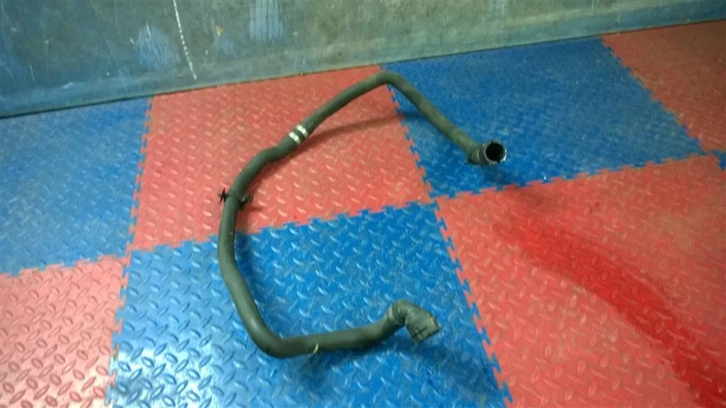 шланг системы охлаждения BMW X3 F25