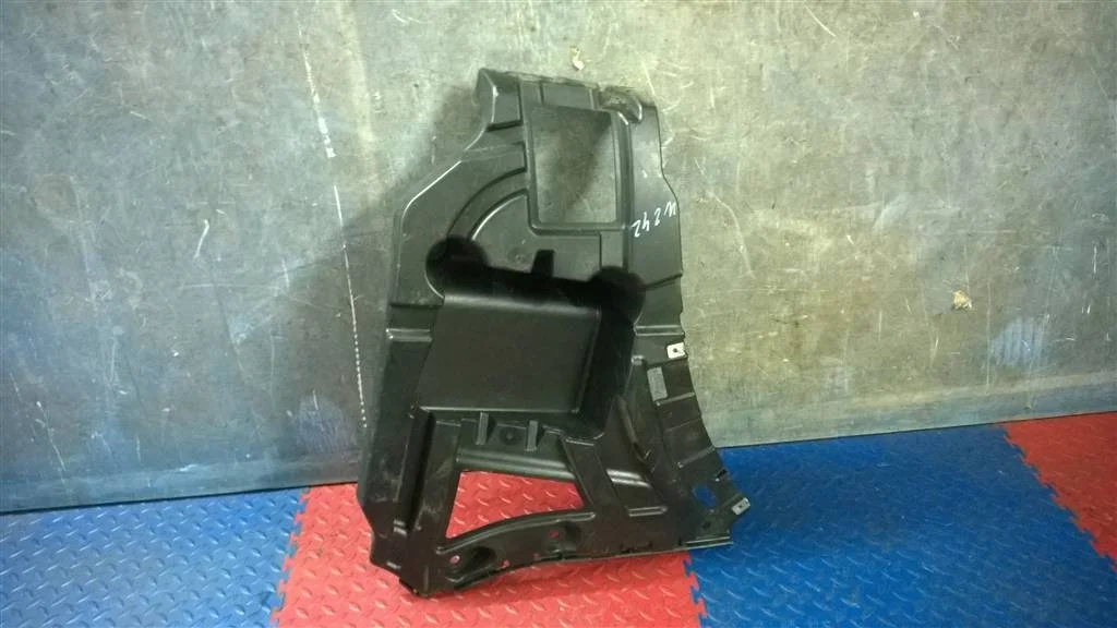 кронштейн заднего бампера BMW X3 F25  N47D20C 184 лс 2.0D