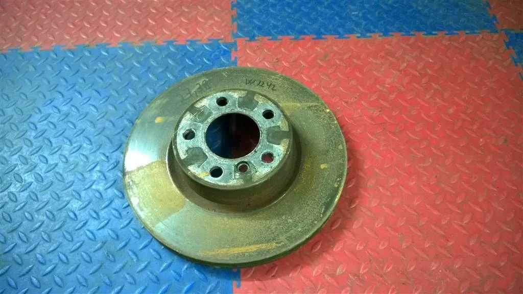 диск тормозной вентилируемый BMW X3 F25  N47D20C 184 лс 2.0D