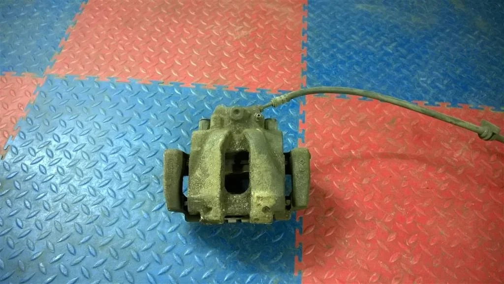 суппорт BMW X3 F25  N47D20C 184 лс 2.0D