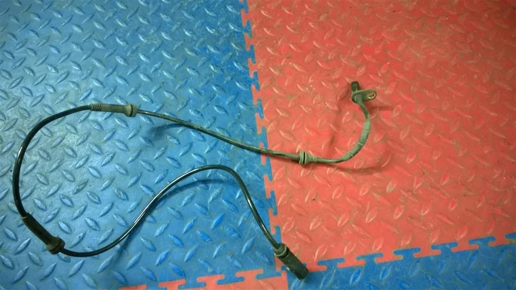 датчик abs BMW X3 F25  N47D20C 184 лс 2.0D