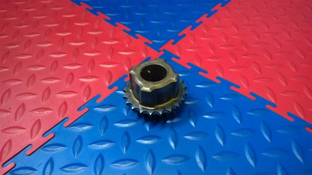 шестерня тнвд BMW X1 E84 13527797906  N47D20C 2012 SPACEGRAU METALLIC ( A52 )