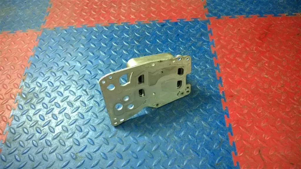 радиатор маслоохладитель акпп BMW X3 F25 11428507626  N47D20C 184 лс 2.0D 2013 SPACEGRAU METALLIC ( A52 )