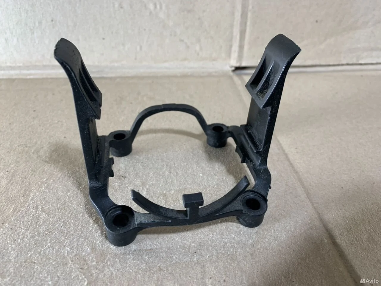 Кронштейн патрубка 03f145853a cjz 1.2 vw skoda