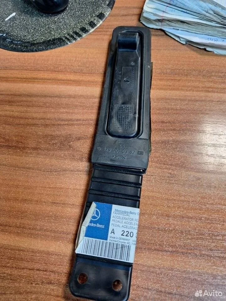 Педаль газа Mercedes-Benz S-класс W140 рестайлинг (1994—1999)